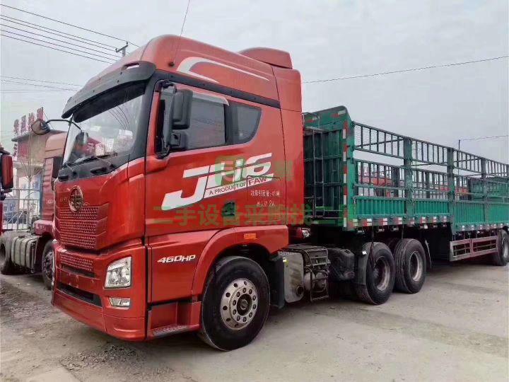 出售一臺17年9月份解放JH6牽引車 460馬力輕體國五，帶13米