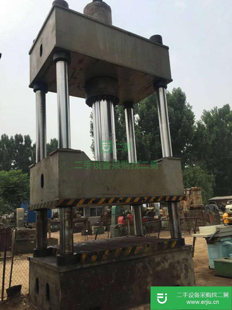 轉(zhuǎn)讓出售二手九成新500噸油壓機