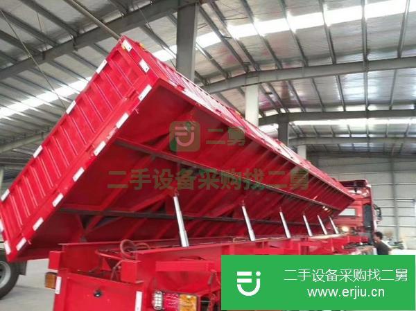 出售一批二手高欄標箱側翻購機板半掛車