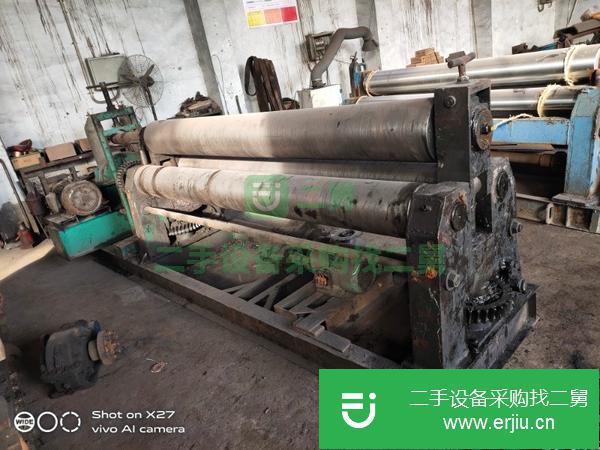 出售二手實(shí)心閑置W11-16*2500三輥對稱式機(jī)械自動(dòng)卷板機(jī)