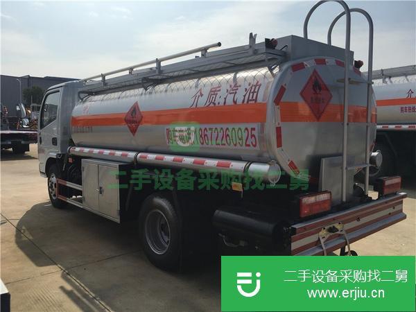 轉讓5噸油罐車價格5噸油罐車包上戶