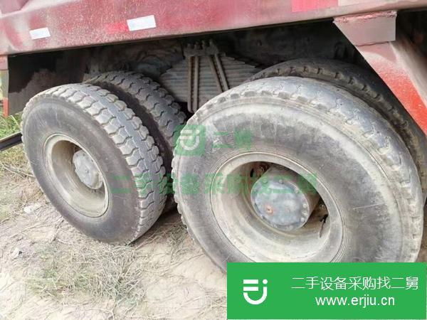 個(gè)人低價(jià)出售17年國(guó)五8.2米豪沃前四后八自卸車,手續(xù)齊全