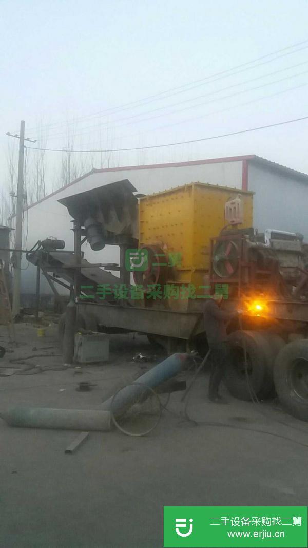 轉(zhuǎn)讓出售二手移動(dòng)破碎機(jī)制沙機(jī)