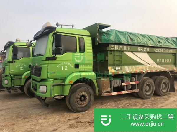 轉(zhuǎn)讓一批后八輪自卸車(chē)德龍 大箱5米8 國(guó)五車(chē)況很好 包過(guò)戶