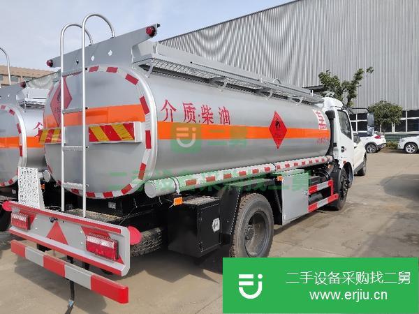 轉讓國六8噸油罐車