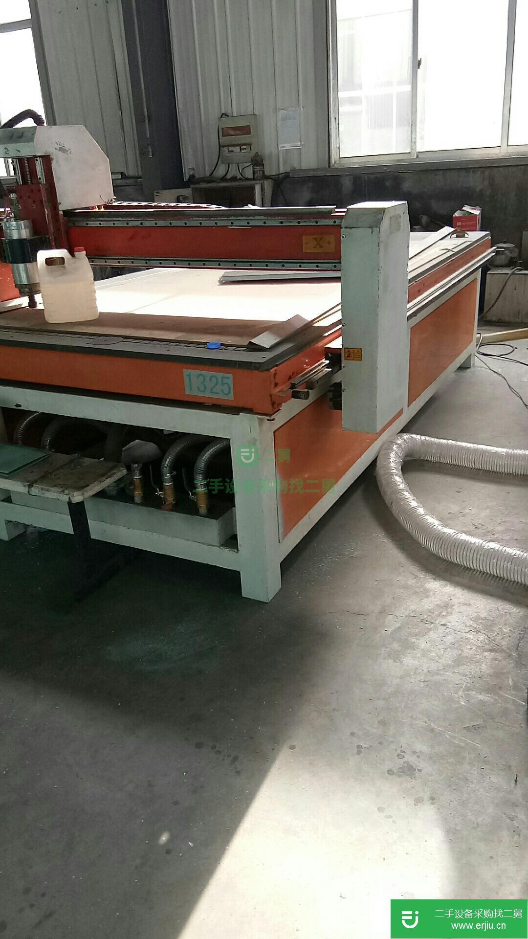 轉讓出售二手九成新雕刻機