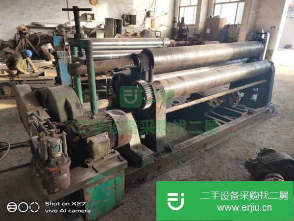 出售二手實(shí)心閑置W11-16*2500三輥對稱式機(jī)械自動(dòng)卷板機(jī)