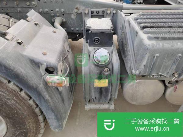 急轉二手豪沃T7輕體雙驅540馬力牽引車