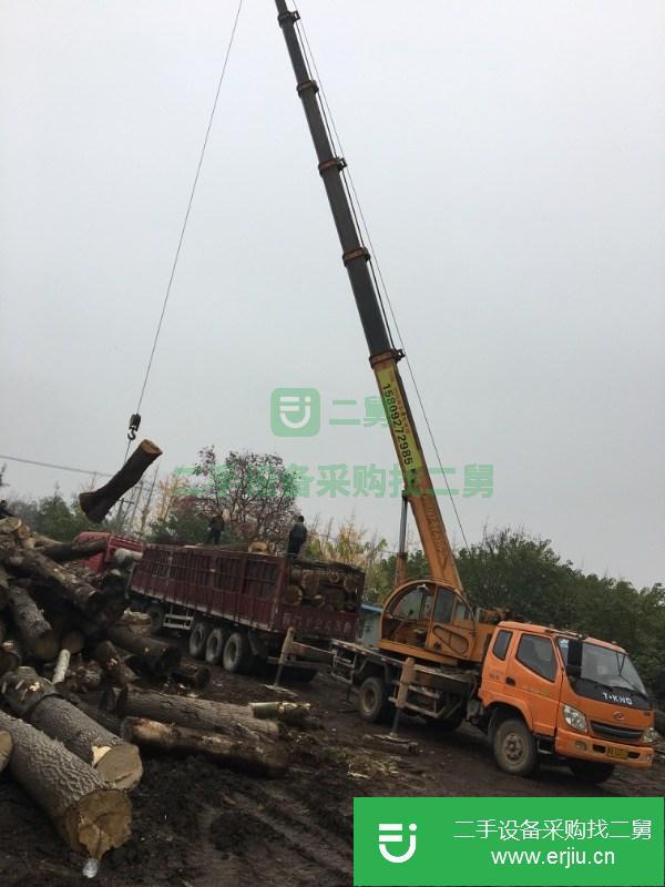 團結十噸吊車,因有其它事情轉讓,油電三用,32米大臂。