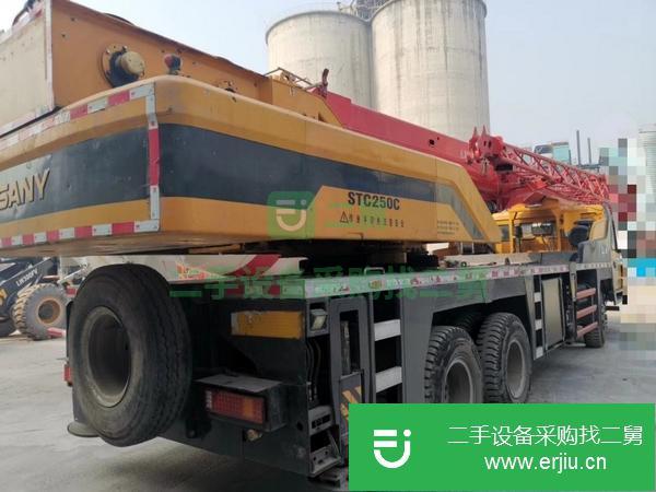 轉(zhuǎn)讓三一25噸吊車16年的國四