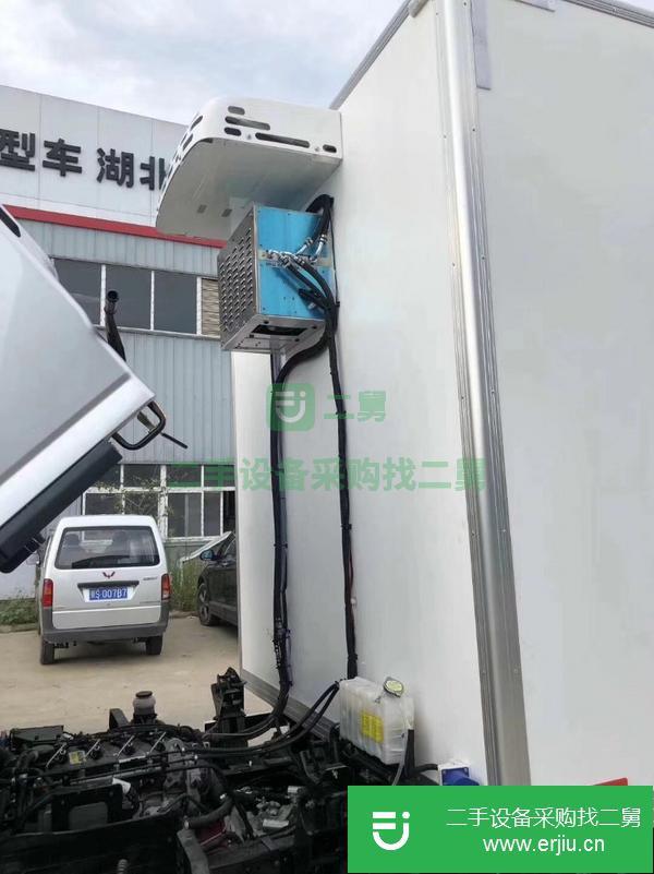 轉(zhuǎn)讓特價(jià)處理福田歐馬可排半3米7肉鉤冷藏車包上戶