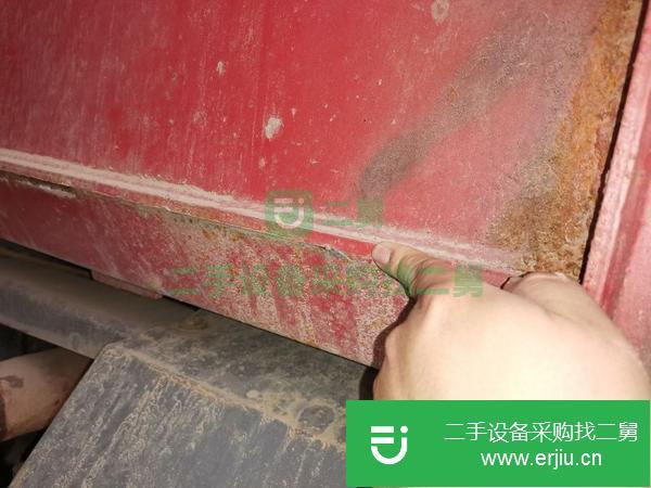 轉(zhuǎn)讓17年國五排放豪沃8.2米四橋自卸車