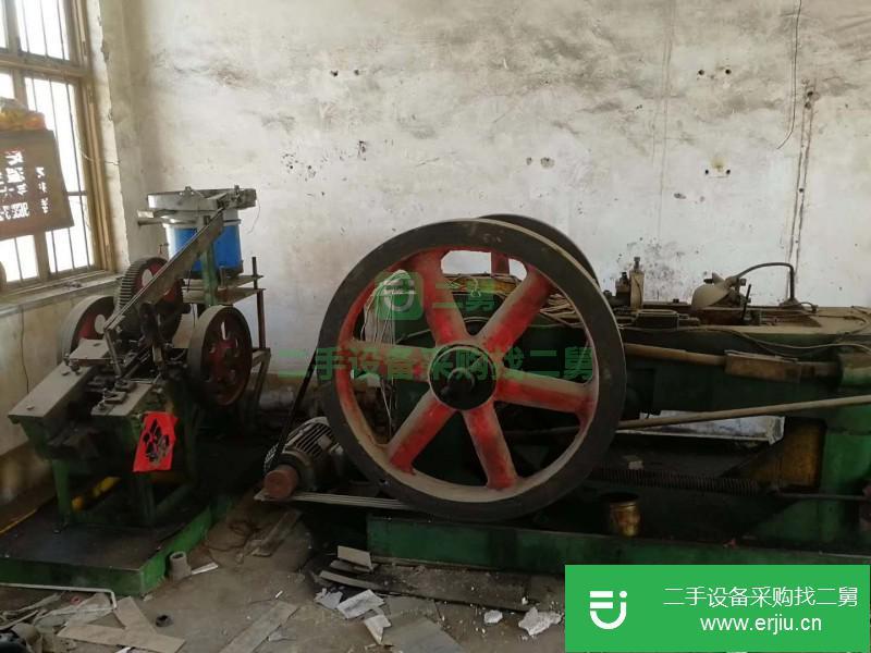 出售二手的九成新的冷墩機(jī)一臺(tái) 搓絲機(jī)一臺(tái) 兩臺(tái)打包