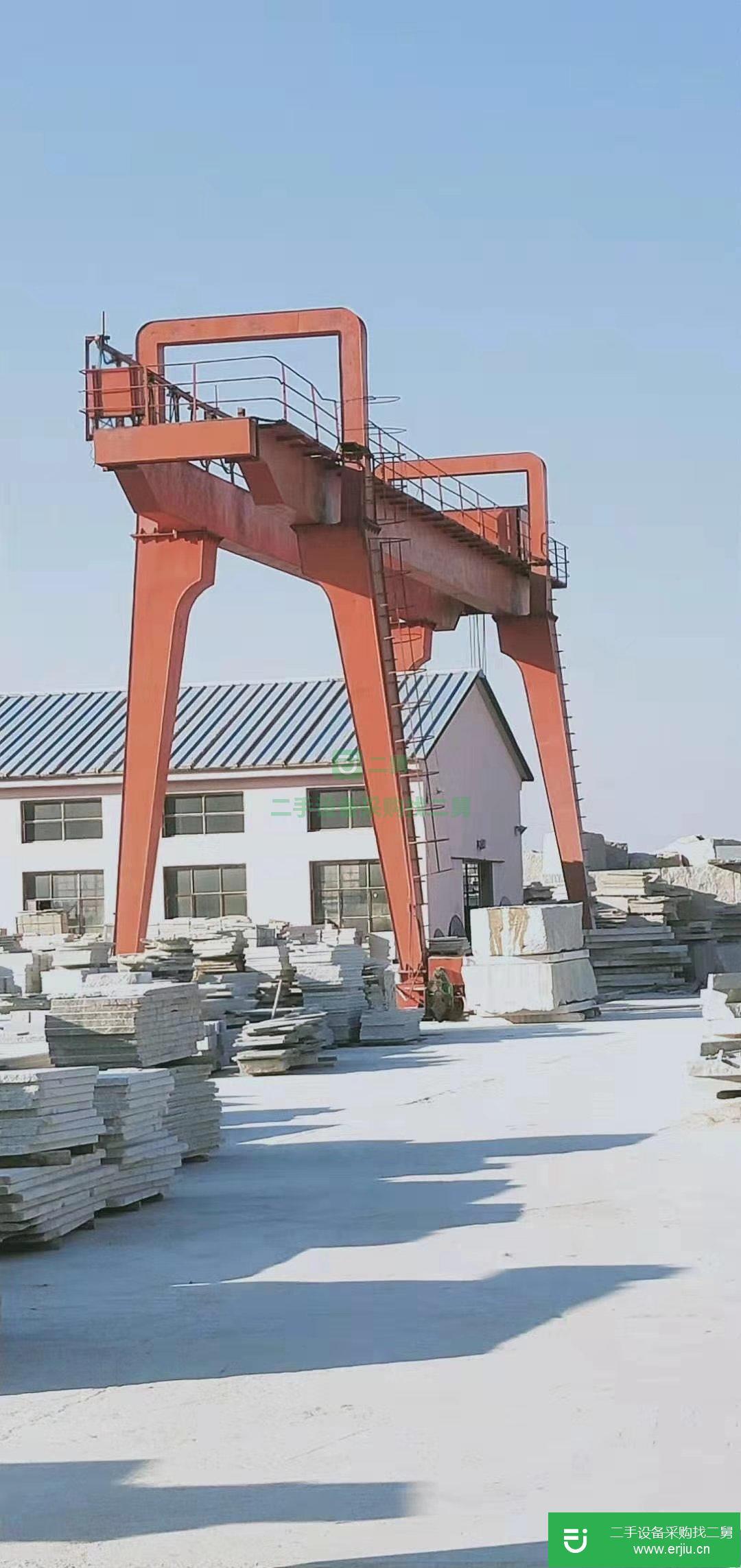 出售舊起重機（行車）鋼結(jié)構(gòu)車間、二手起重機設(shè)備