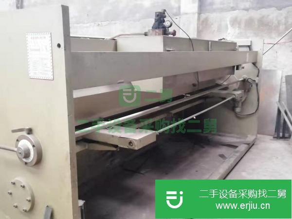 轉讓二手數控液壓折彎機一臺