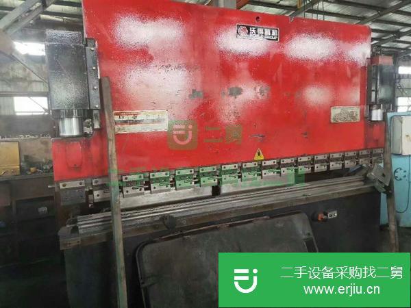 轉讓賠本處理九成新沃德精機100-3200液壓板料折彎機
