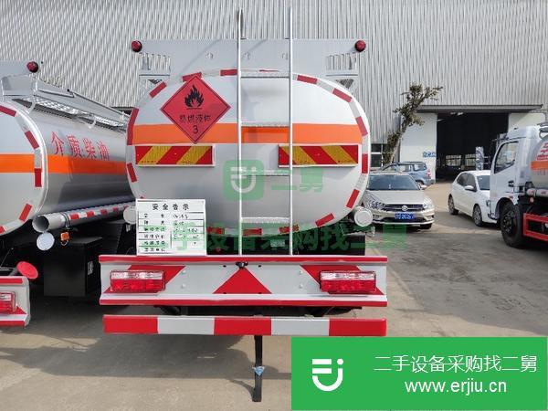 轉讓國六8噸油罐車