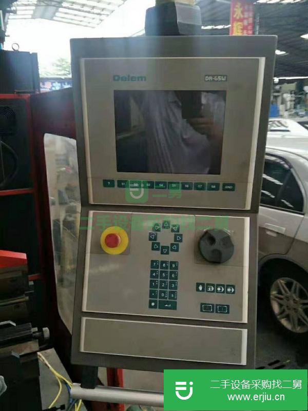 轉讓低價處理二手{揚力63-2500數控折彎機}二手數控折彎機