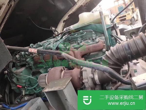 轉(zhuǎn)讓二手沃爾沃15噸原裝灑水車