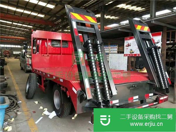 轉讓解放的藍牌平板運輸車板車拖挖機用的板車   包上牌