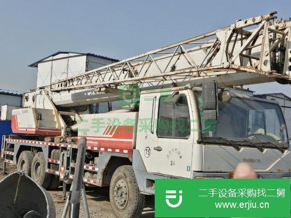 出售2011個人30v5吊車,無事故原車漆,車板正