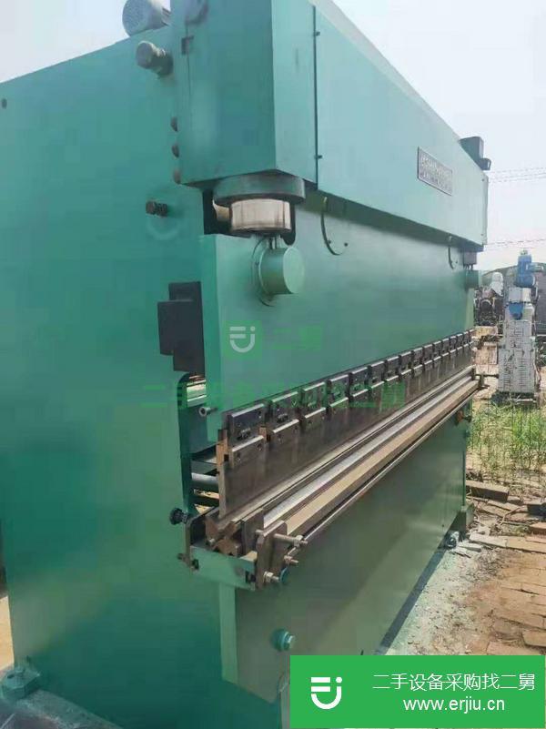 在位出售二手{無錫金惠WC67Y-160x3200液壓板料折彎機}