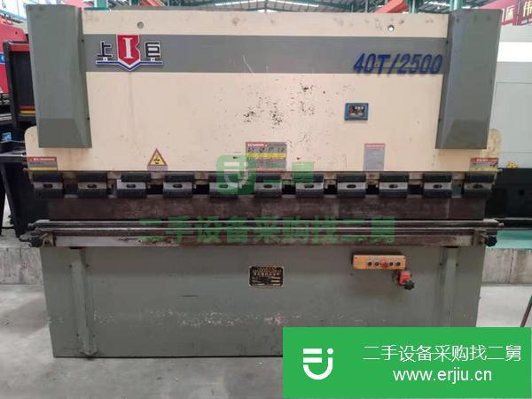 低價轉讓出售二手上巨折彎機