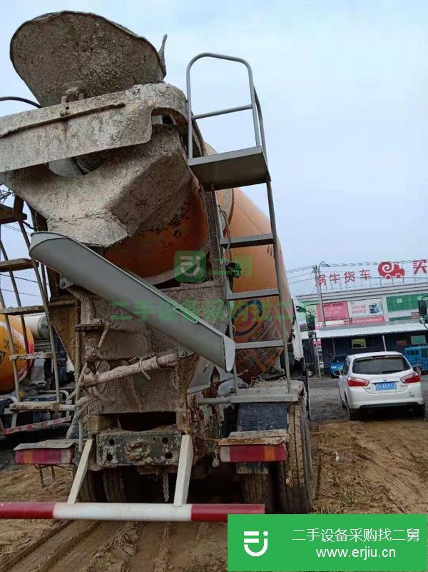 出售國(guó)四豪沃?jǐn)嚢柢?chē) 340馬力  后八輪