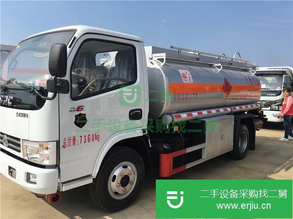 轉讓5噸油罐車價格5噸油罐車包上戶