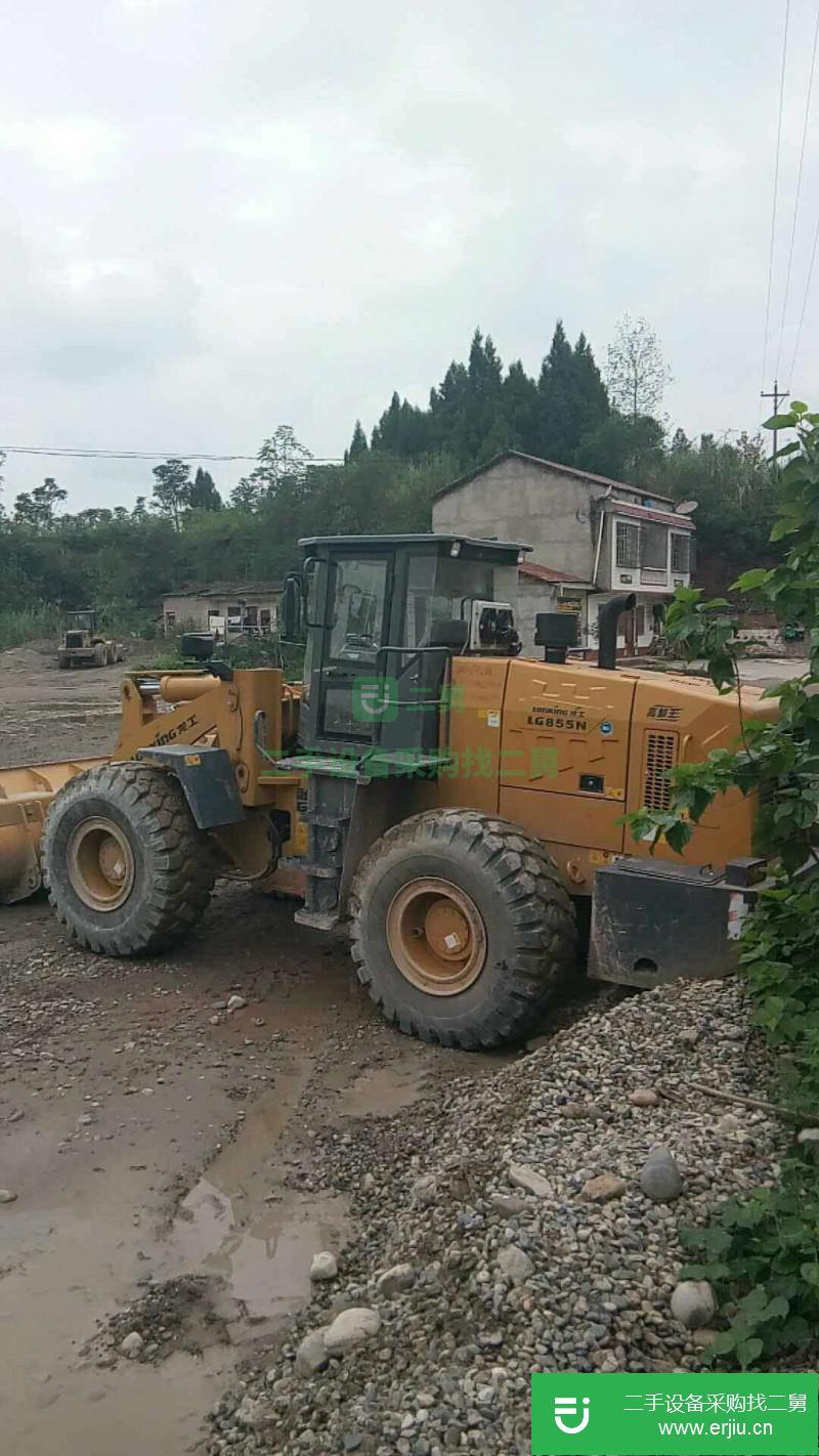 出售工程結束閑置機械裝載機 挖掘機 鏟車