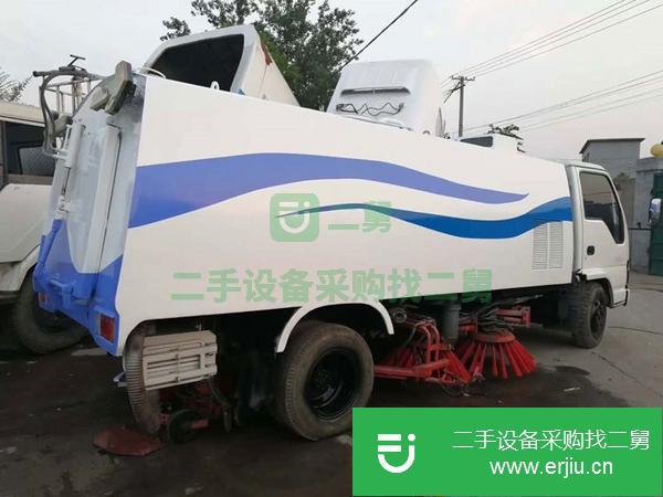 轉(zhuǎn)讓二手多功能掃路車 江鈴掃路車 五十鈴牌掃路車