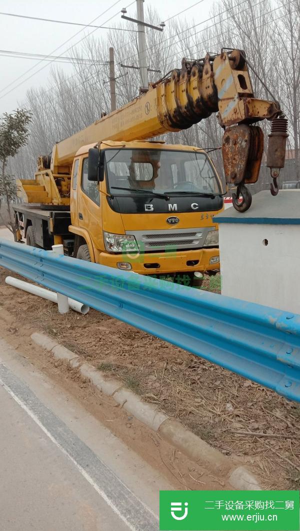 轉(zhuǎn)讓神力十二噸六節(jié)臂吊車(chē)