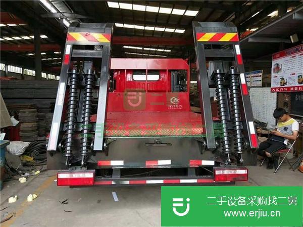 轉讓解放的藍牌平板運輸車板車拖挖機用的板車   包上牌