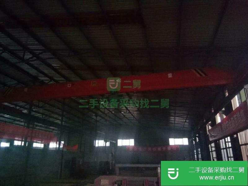 轉(zhuǎn)讓9成新5噸14米兩臺，3噸14米2臺行車