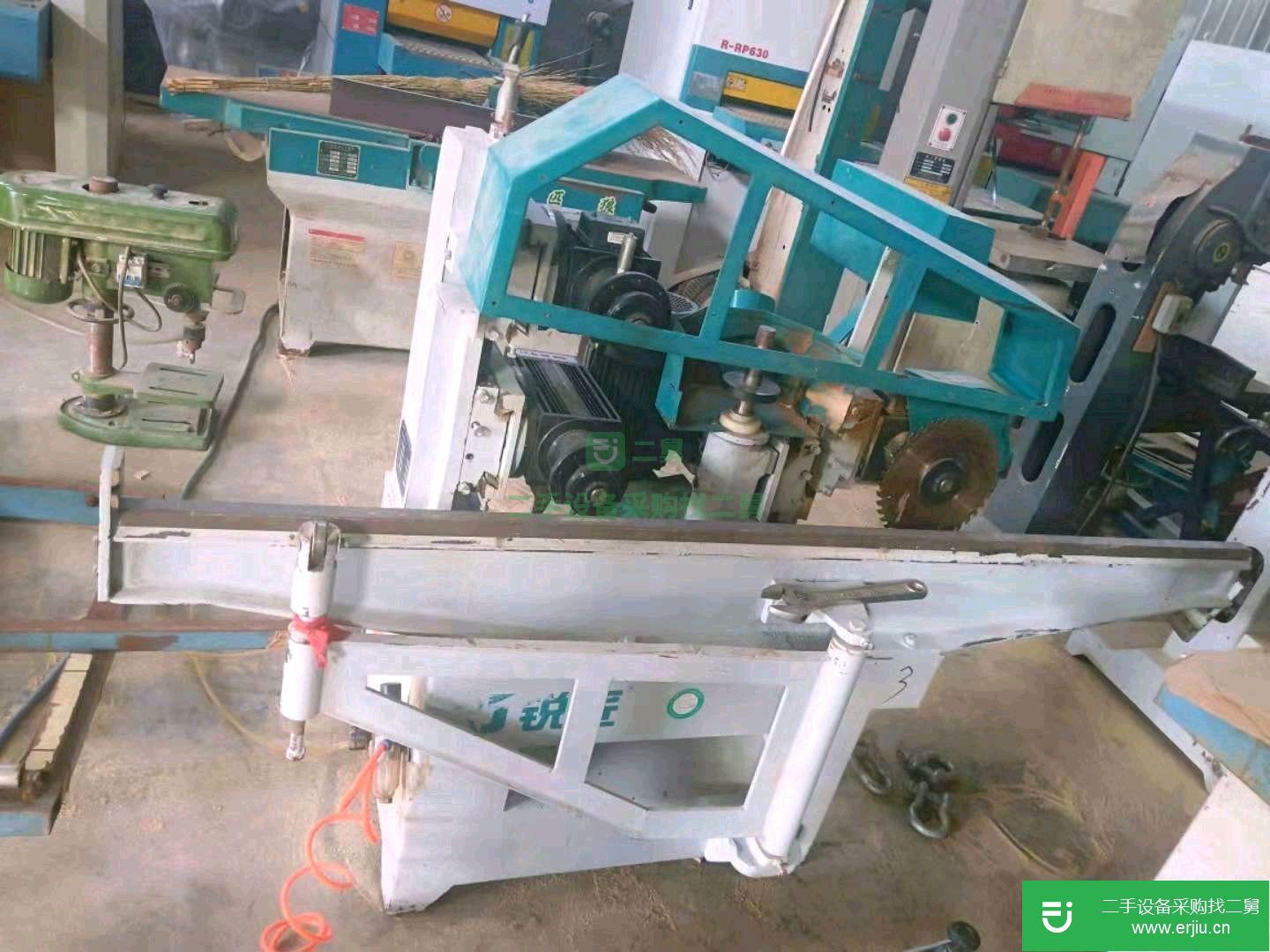 出售二手木工設備五疊立軸，平刨壓刨，單片鋸，三排鉆，封邊機等砂光機