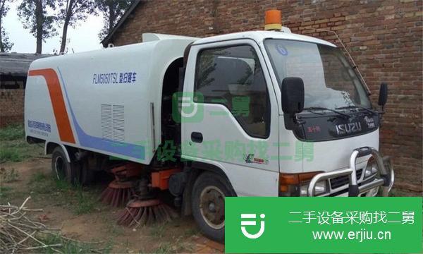 轉(zhuǎn)讓二手多功能掃路車 江鈴掃路車 五十鈴牌掃路車
