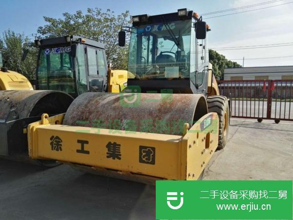 轉(zhuǎn)讓二手徐工壓路機(jī)車況一流