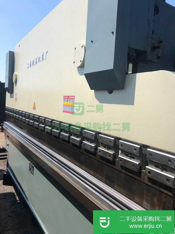 轉(zhuǎn)讓125/4000+6/4000巨威產(chǎn)，折彎機是荷蘭41數(shù)控