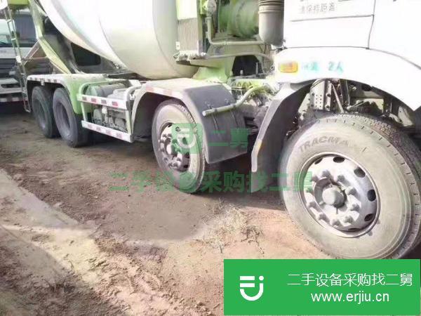 出售40臺歐曼混凝土攪拌罐車