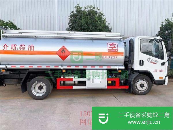 轉(zhuǎn)讓黃金品質(zhì)的各噸位加油車白菜價