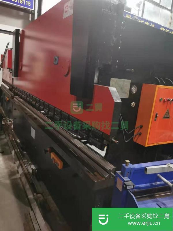 轉(zhuǎn)讓廣州貝力折彎機125T4000