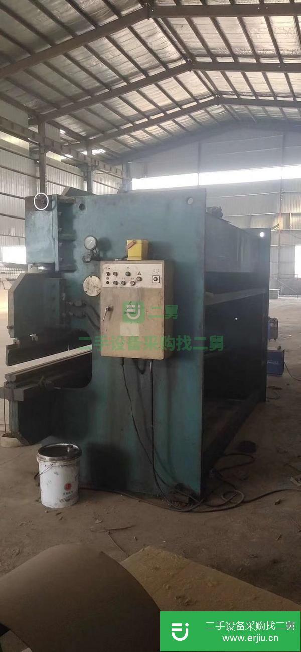 160噸×4米折彎機(jī)墻板50厚低價(jià)出售