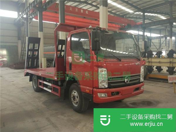 出售凱馬藍(lán)牌平板運(yùn)輸車  拖挖機(jī) 收割機(jī)的運(yùn)輸車