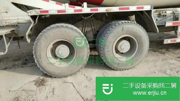 轉(zhuǎn)讓攪拌車(chē)豪沃三一大12方，15年國(guó)四