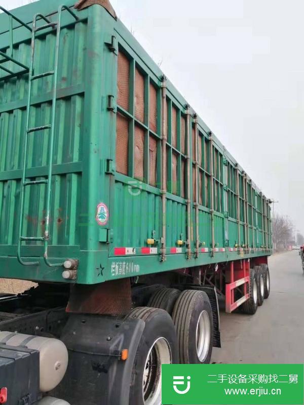 轉(zhuǎn)讓德龍400雙驅(qū)帶11米掛牽引車,車況好輪胎好。