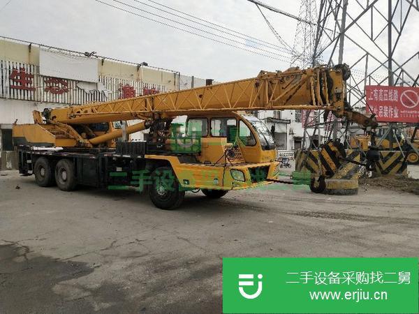 20B.5徐工電噴國三吊車轉讓，2011年3月