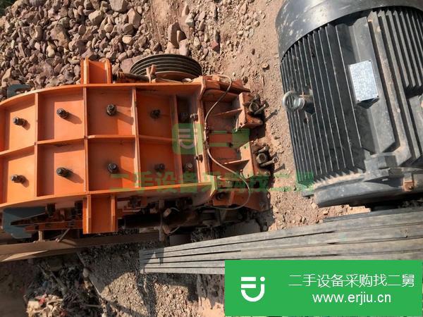 轉(zhuǎn)讓二手40型二合一破碎機(jī)砂石料生產(chǎn)線設(shè)備處理