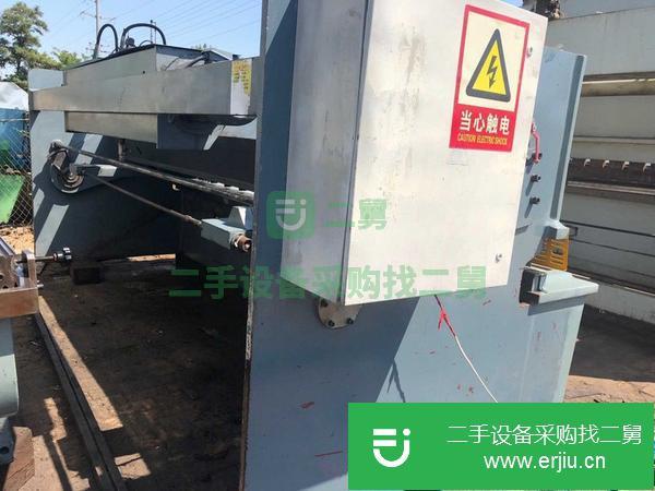 轉(zhuǎn)讓125/4000+6/4000巨威產(chǎn)，折彎機是荷蘭41數(shù)控