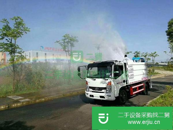 出售2-20噸二手灑水車 包送
