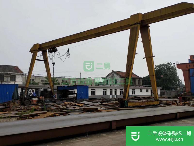 10噸箱式龍門吊  跨度21-5米